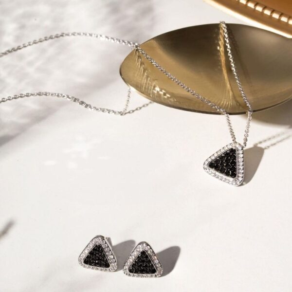 CONJUNTO ZIRCONIA NEGRA ZIRCONIA BRANCA TRIANGULO - Image 4